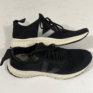 FABULOUS RICK OWENS VEJA RUNNING SHOES BLACK 11